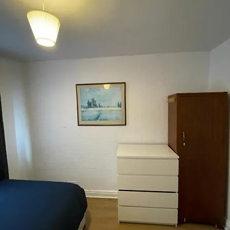 Comfort Double Near Airport - 5 홈스테이