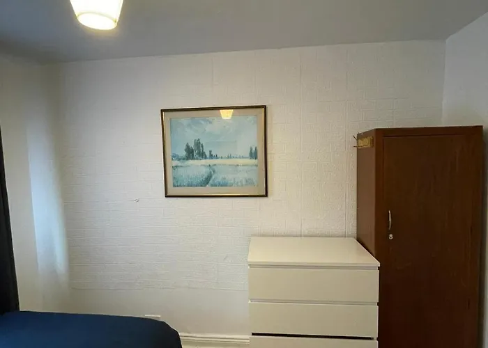 Comfort Double Near Airport - 5 בית אירוח